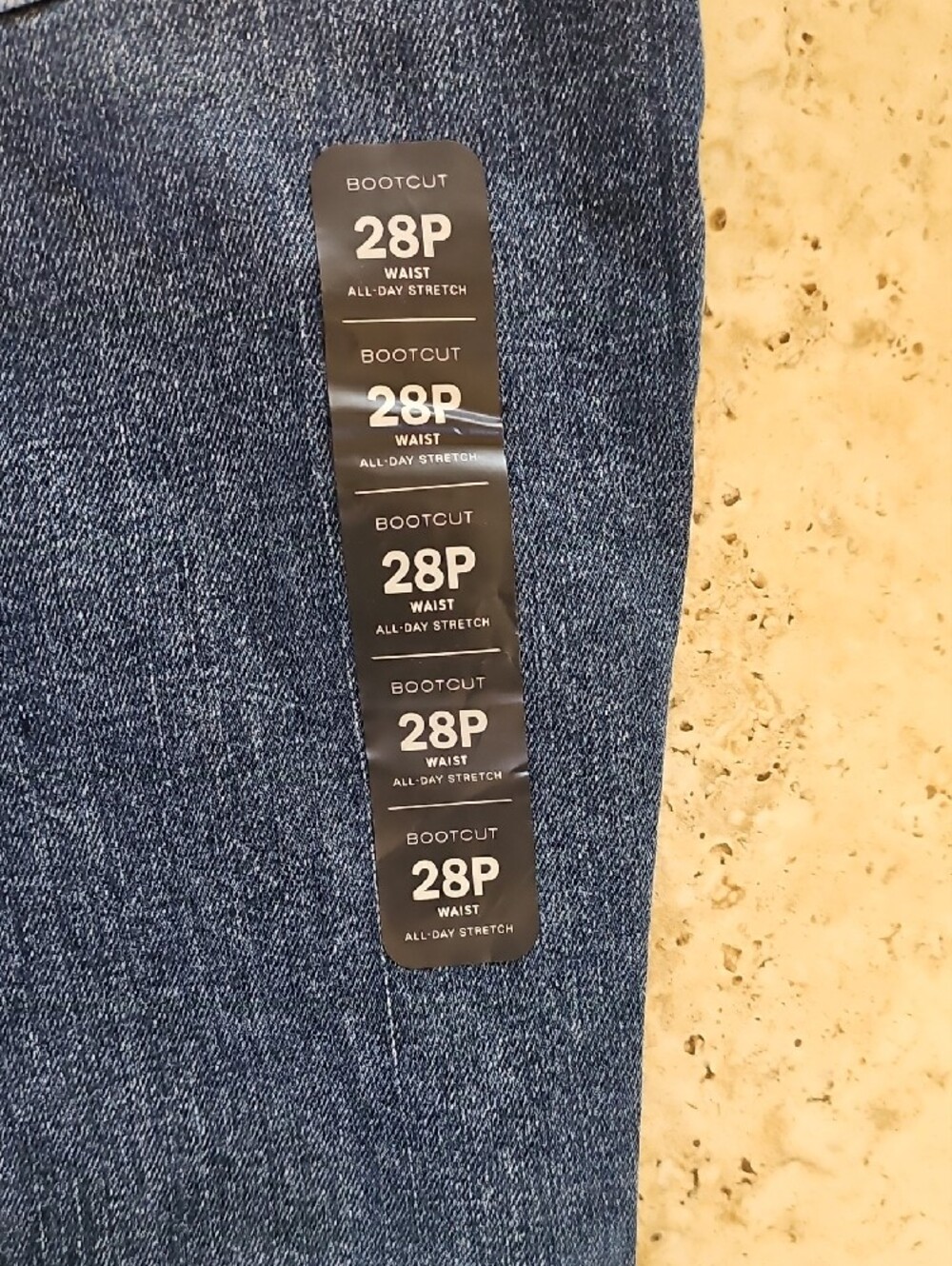 NWT J. Crew Boot Cut Indigo Wash Jeans Sz 28P - Picture 8 of 11